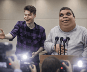 Короли абсурда поздравили жителей Дырбулхии с Днём нестандартно мыслящих людей