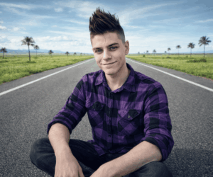 Слизьмобиль не выдержал: Эль Пиво и корреспонденты оказались на асфальте